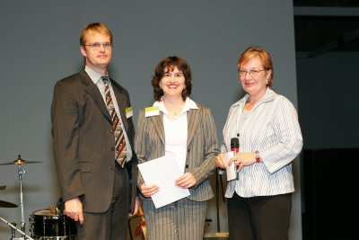 Peter Hormanns und Susanne Wenz mit Dr. Monika Goldmann vom Dortmunder Forum Frau und Wirtschaft